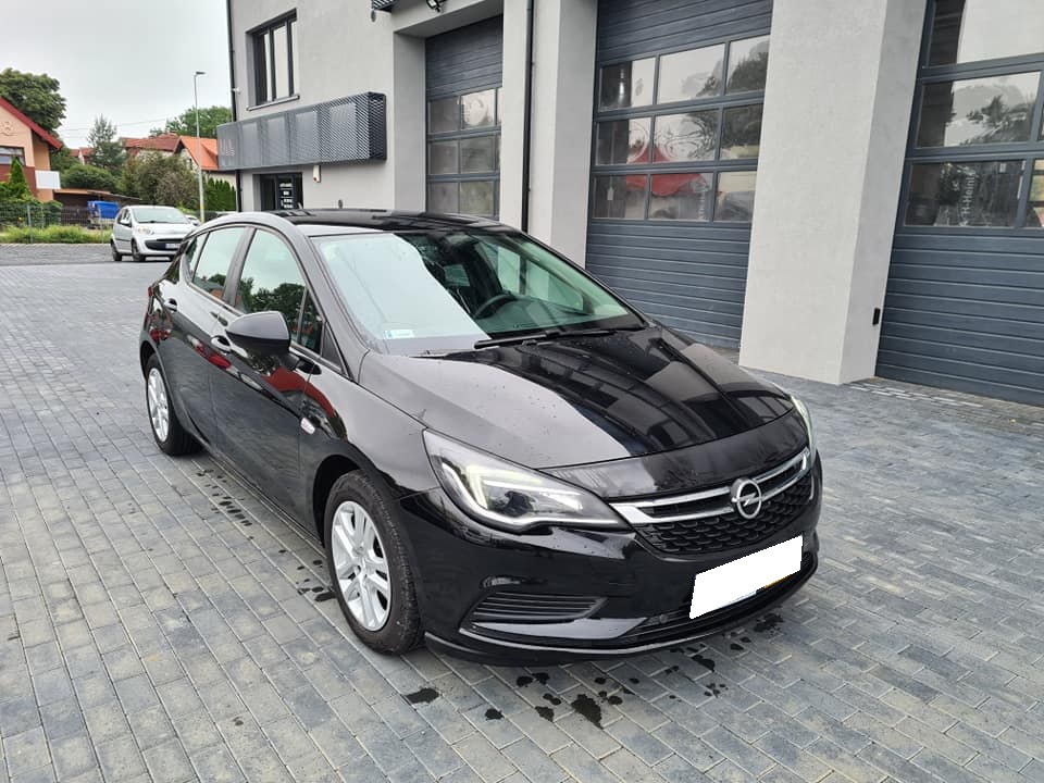 Opel Astra hatchback